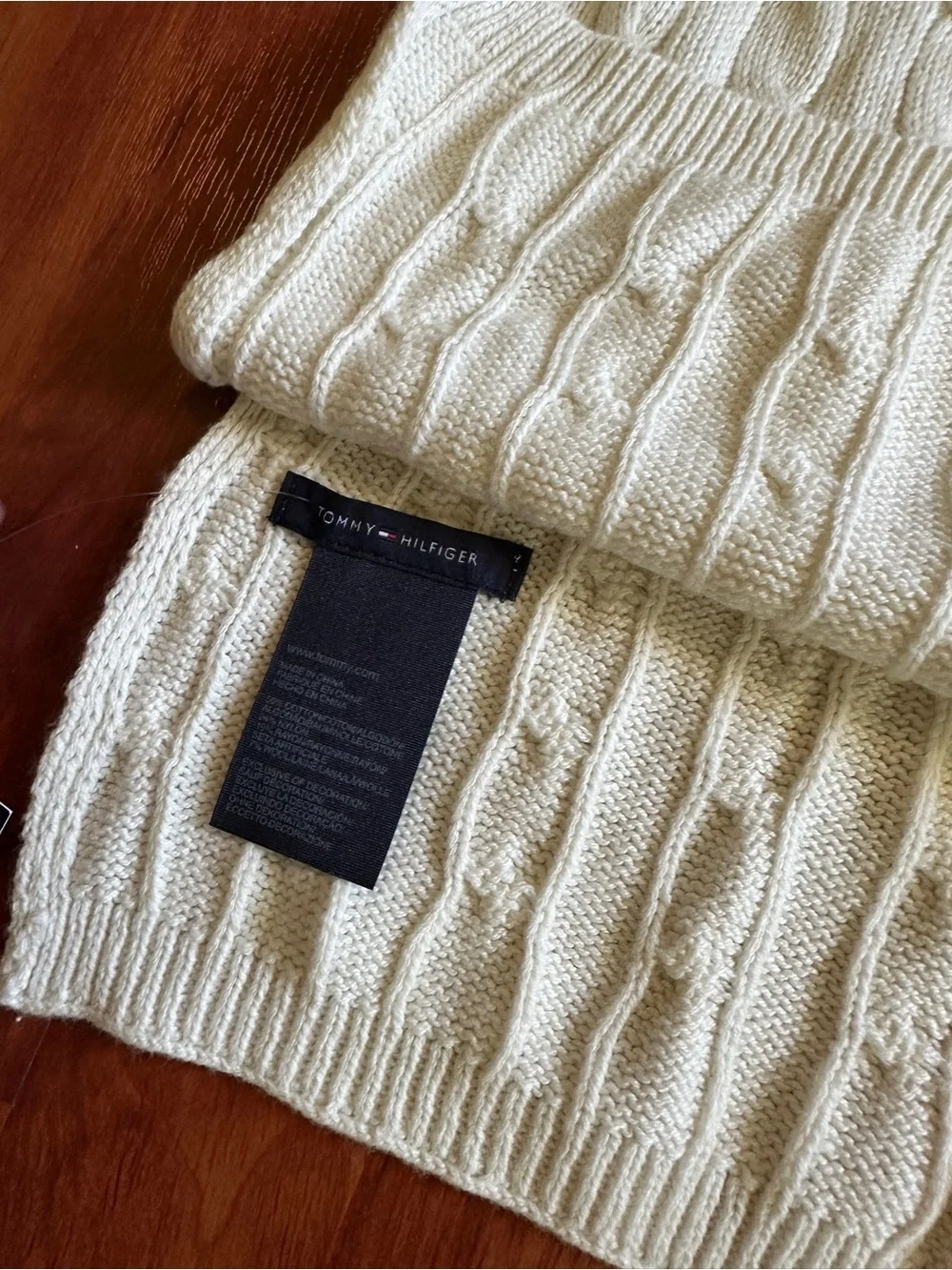 Tommy Hilfiger Off-White Cable Knit Scarf
